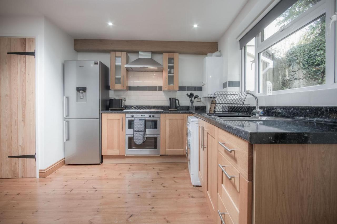 Church Terrace - 3 Bedroom Cottage - סאונדרספוט מראה חיצוני תמונה